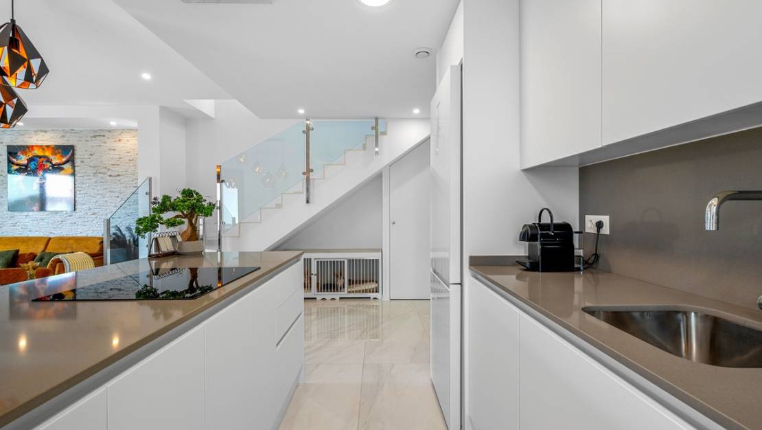 Sale - Villa - Orihuela - Orihuela Centro