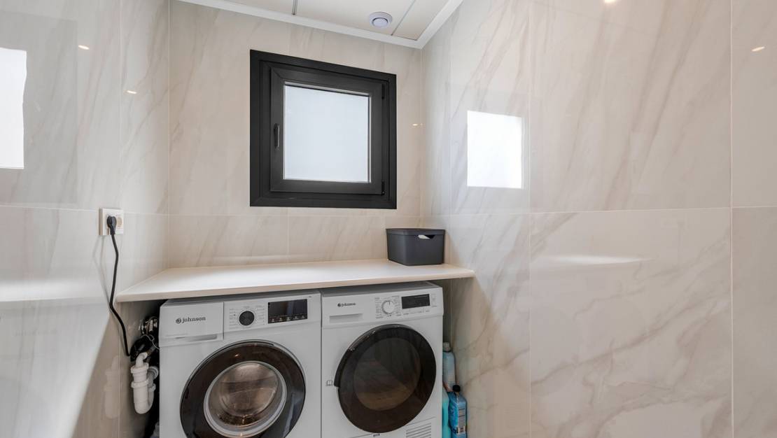 Sale - Villa - Orihuela - Orihuela Centro