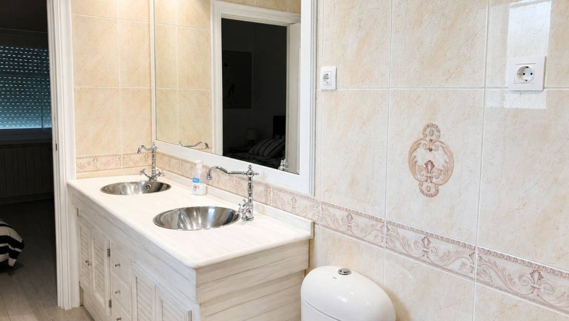 Sale - Villa - Orihuela - Orihuela Centro