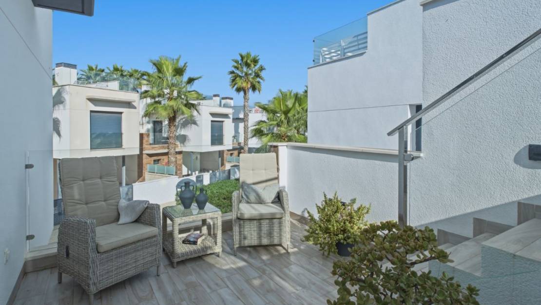 Sale - Villa - Orihuela - Orihuela Centro