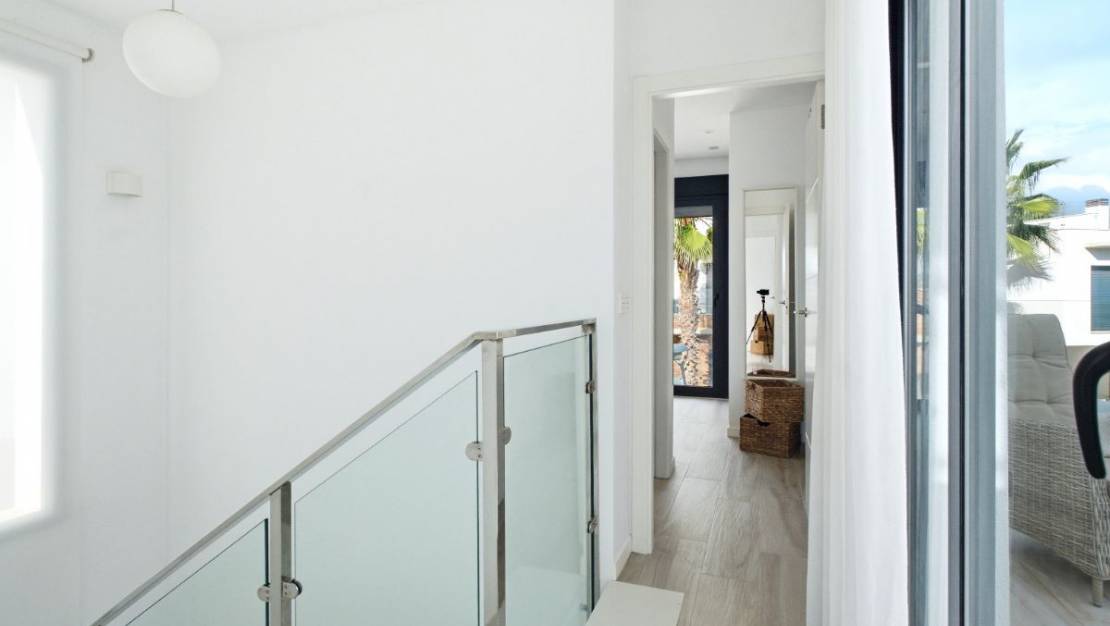 Sale - Villa - Orihuela - Orihuela Centro