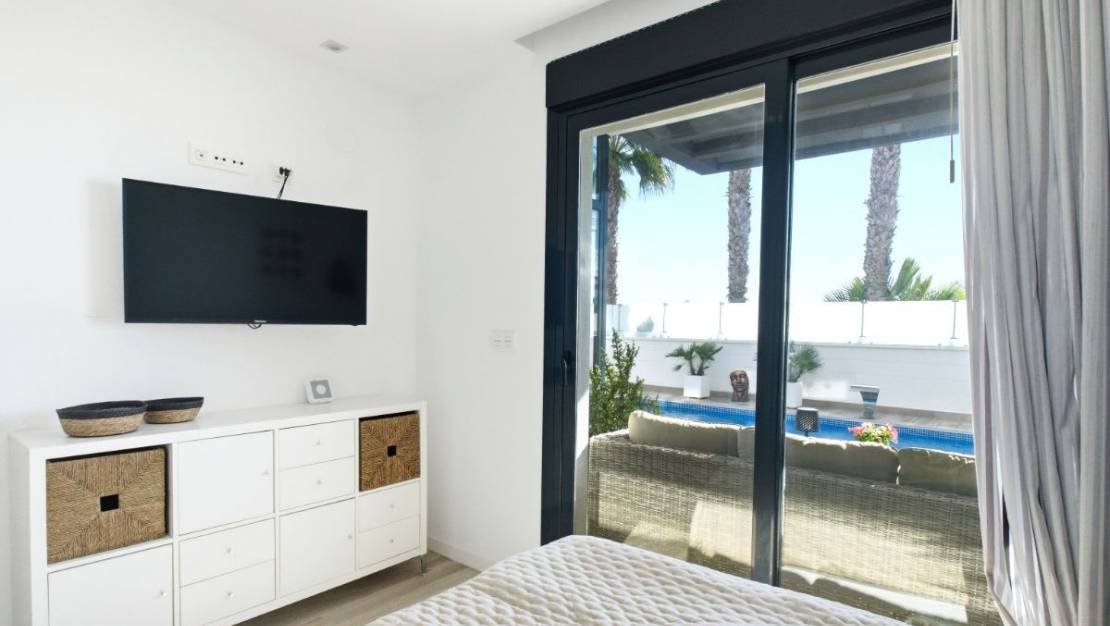 Sale - Villa - Orihuela - Orihuela Centro