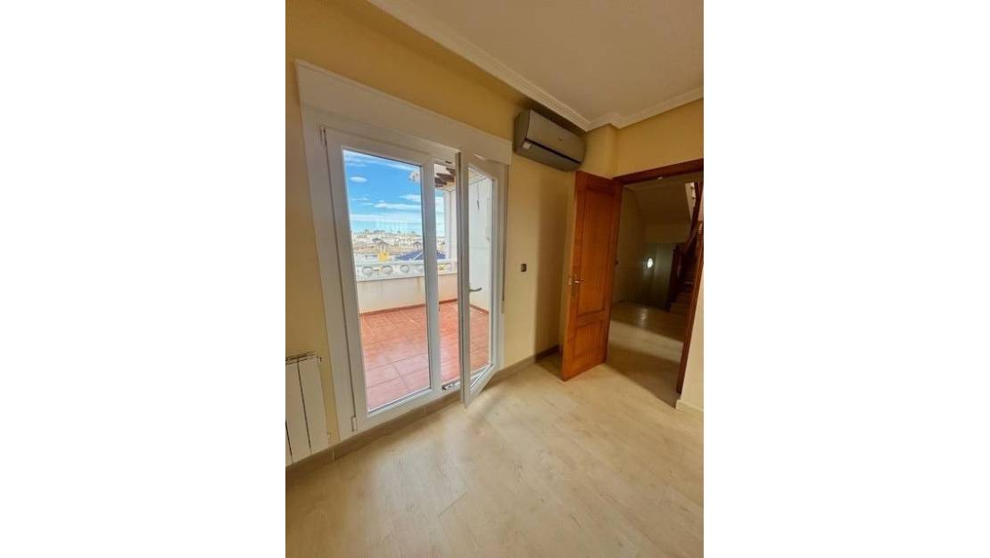 Sale - Villa - Orihuela - Orihuela Costa