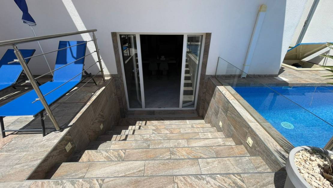 Sale - Villa - Orihuela - Orihuela Costa