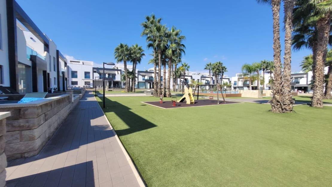 Sale - Villa - Orihuela - Orihuela Costa