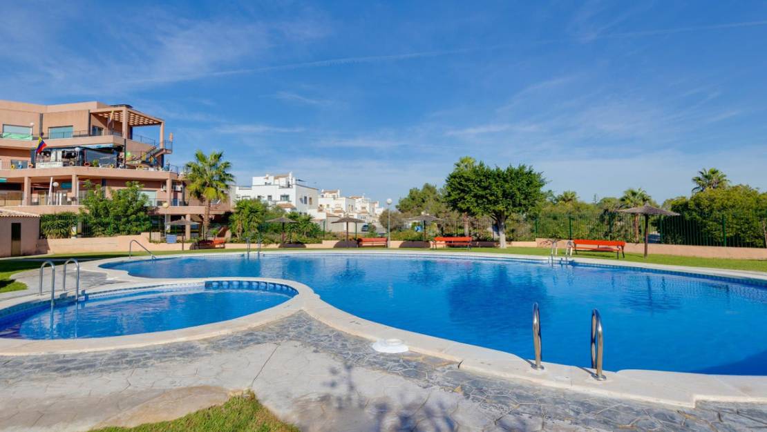 Sale - Villa - Orihuela - Orihuela Costa