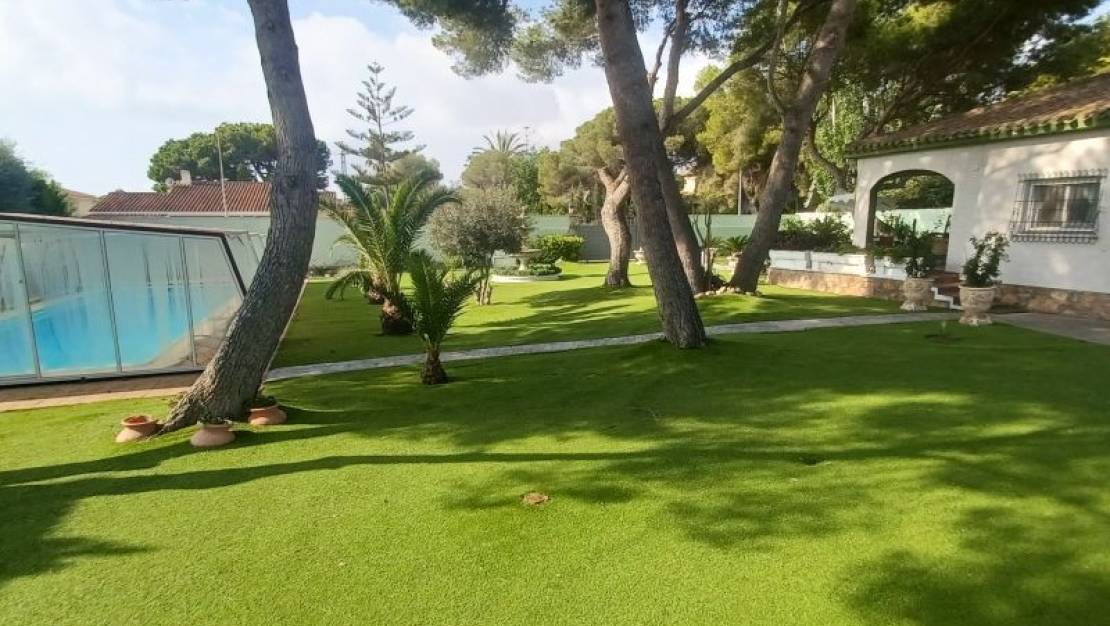 Sale - Villa - Orihuela - Orihuela Costa