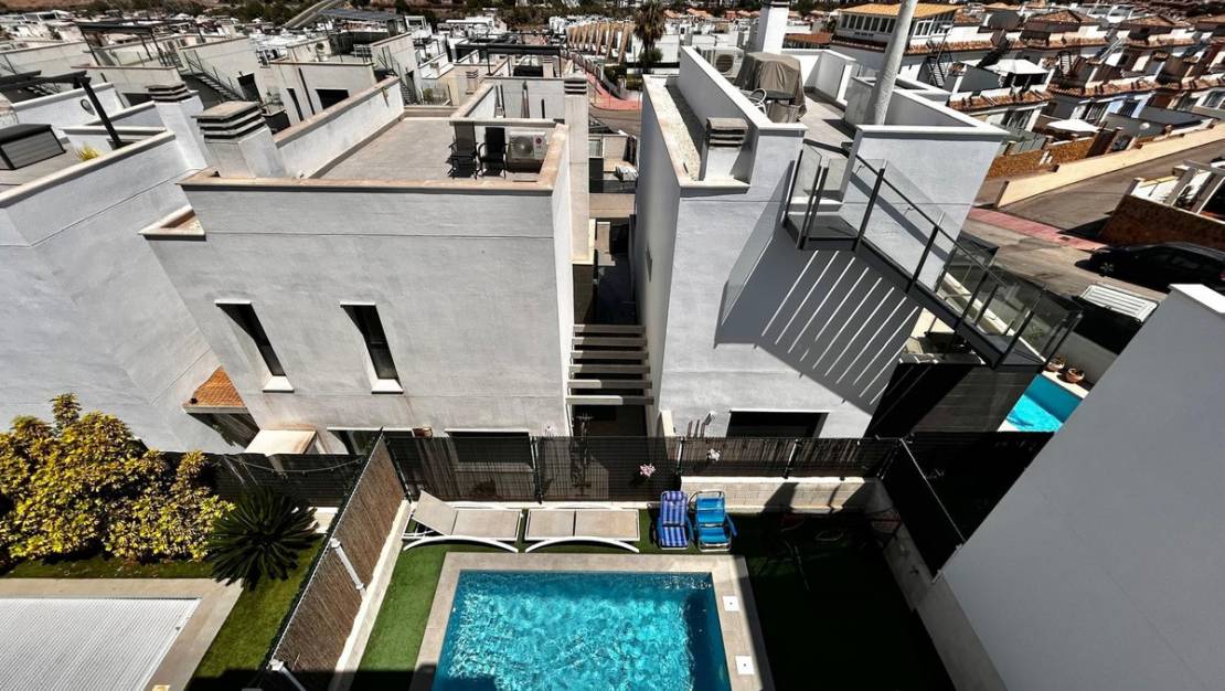 Sale - Villa - Orihuela - Orihuela Costa