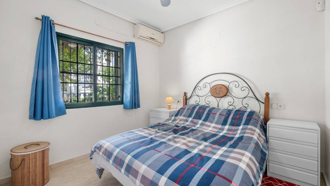 Sale - Villa - Orihuela - Orihuela Costa