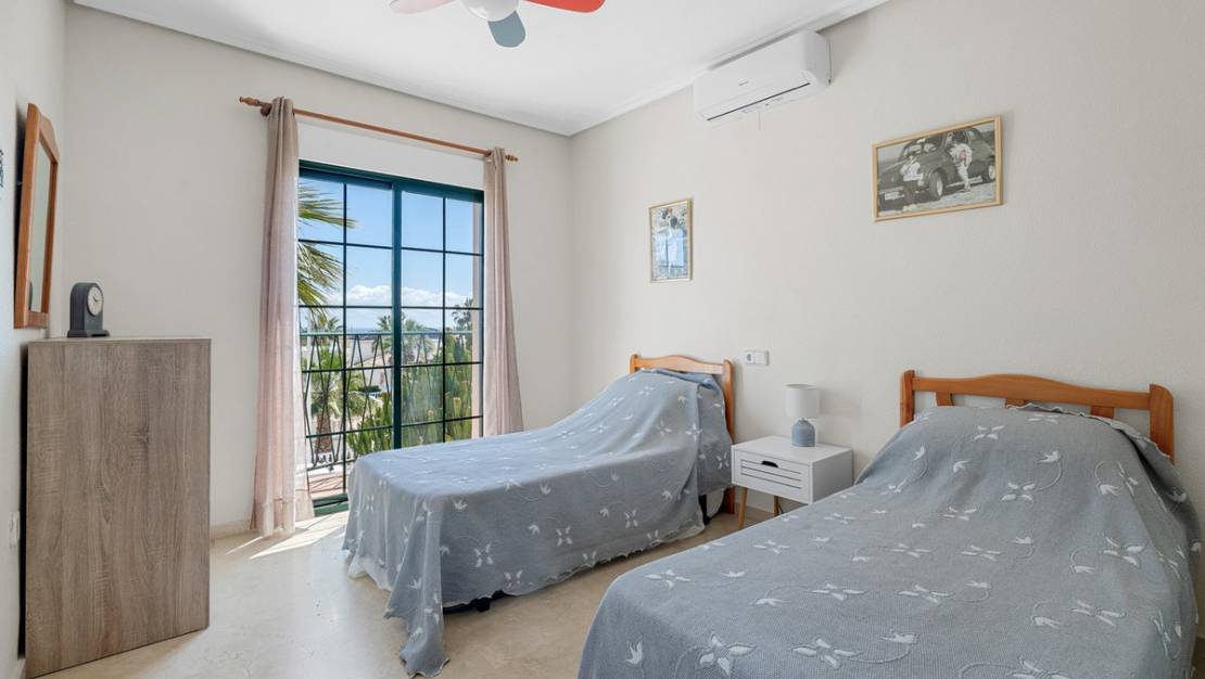 Sale - Villa - Orihuela - Orihuela Costa