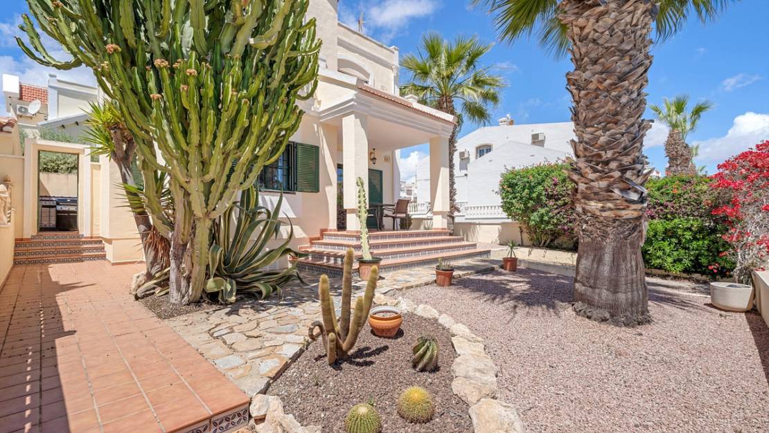 Sale - Villa - Orihuela - Orihuela Costa