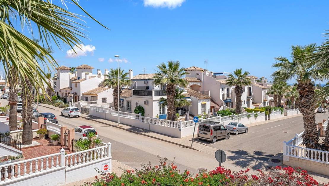 Sale - Villa - Orihuela - Orihuela Costa