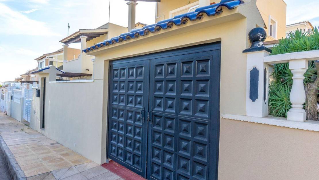 Sale - Villa - Orihuela - Orihuela Costa