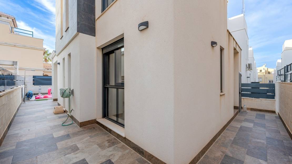 Sale - Villa - Orihuela - Orihuela Costa