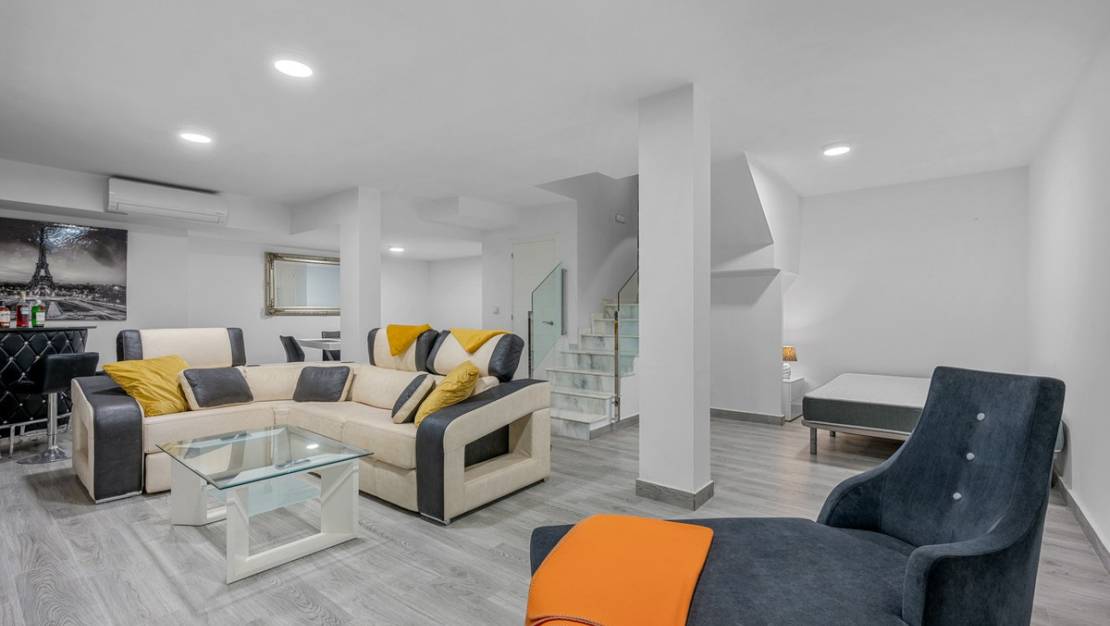 Sale - Villa - Orihuela - Orihuela Costa