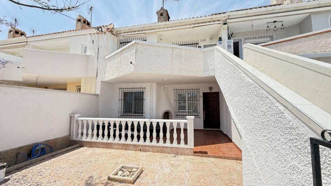Sale - Villa - Orihuela - Orihuela Costa