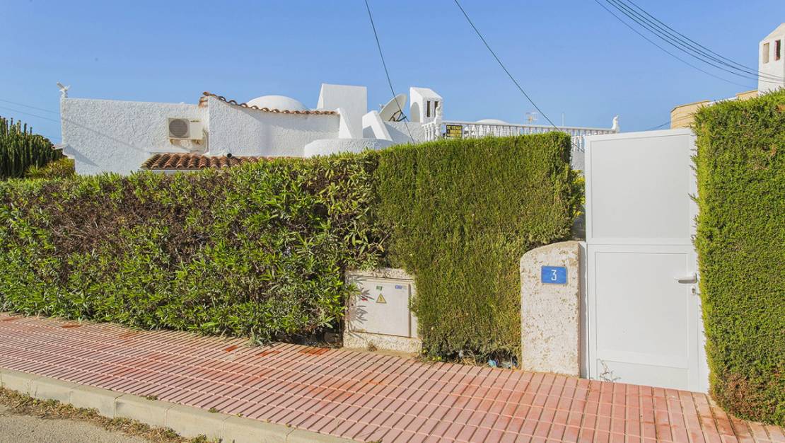 Sale - Villa - Orihuela - Orihuela Costa