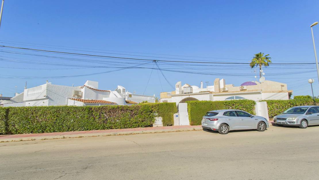 Sale - Villa - Orihuela - Orihuela Costa