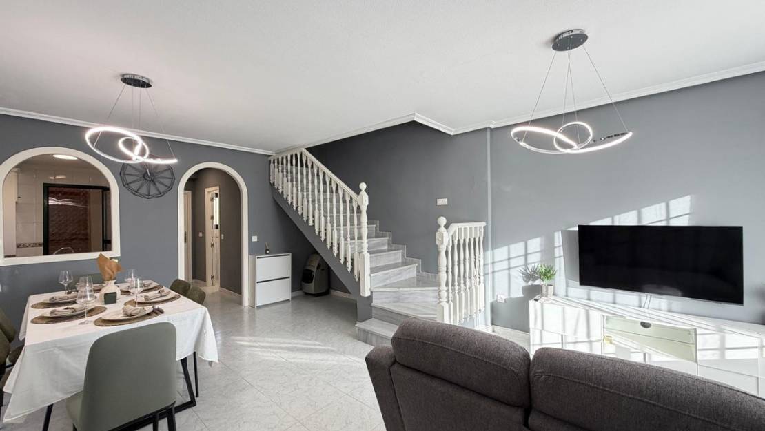 Sale - Villa - Orihuela - Orihuela Costa