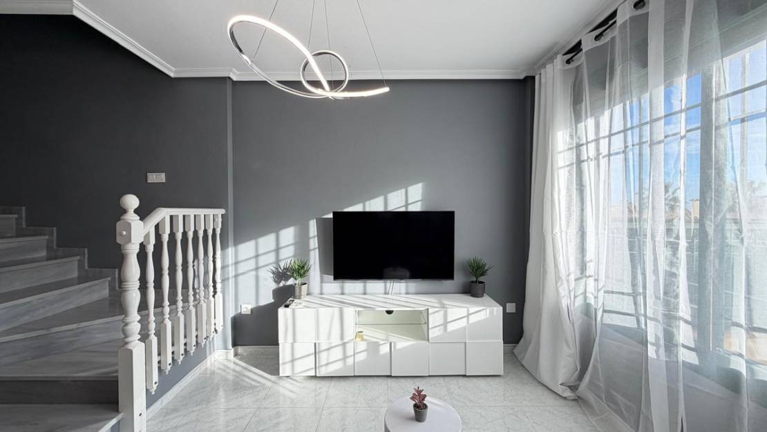 Sale - Villa - Orihuela - Orihuela Costa