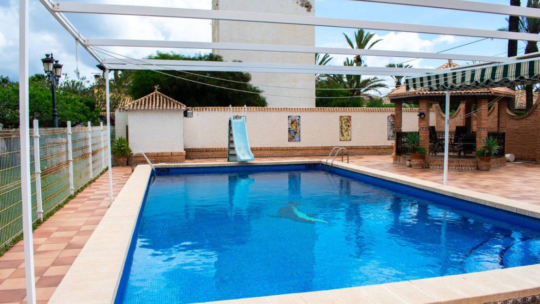 Sale - Villa - Orihuela - Orihuela Costa