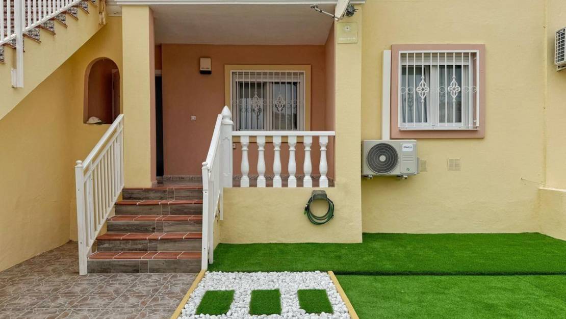 Sale - Villa - Orihuela - Orihuela Costa