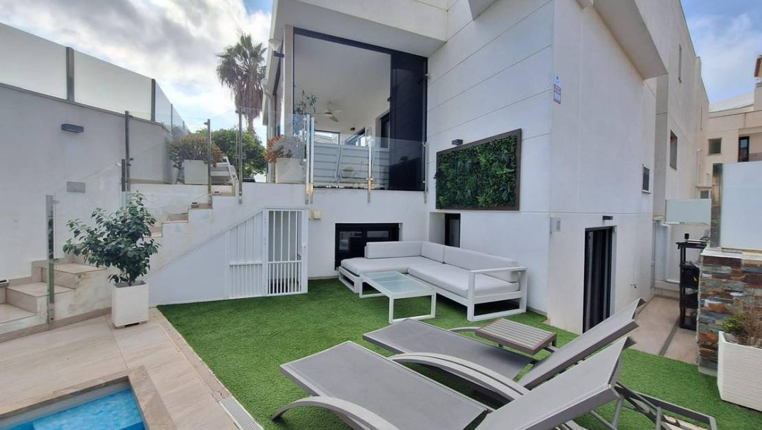 Sale - Villa - Orihuela - Orihuela Costa