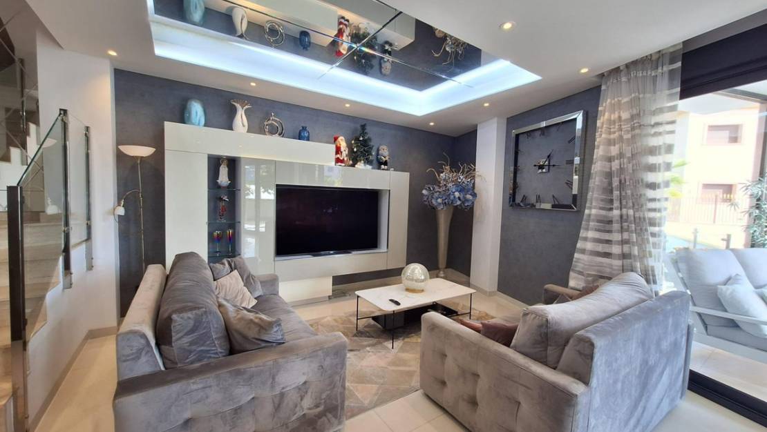 Sale - Villa - Orihuela - Orihuela Costa