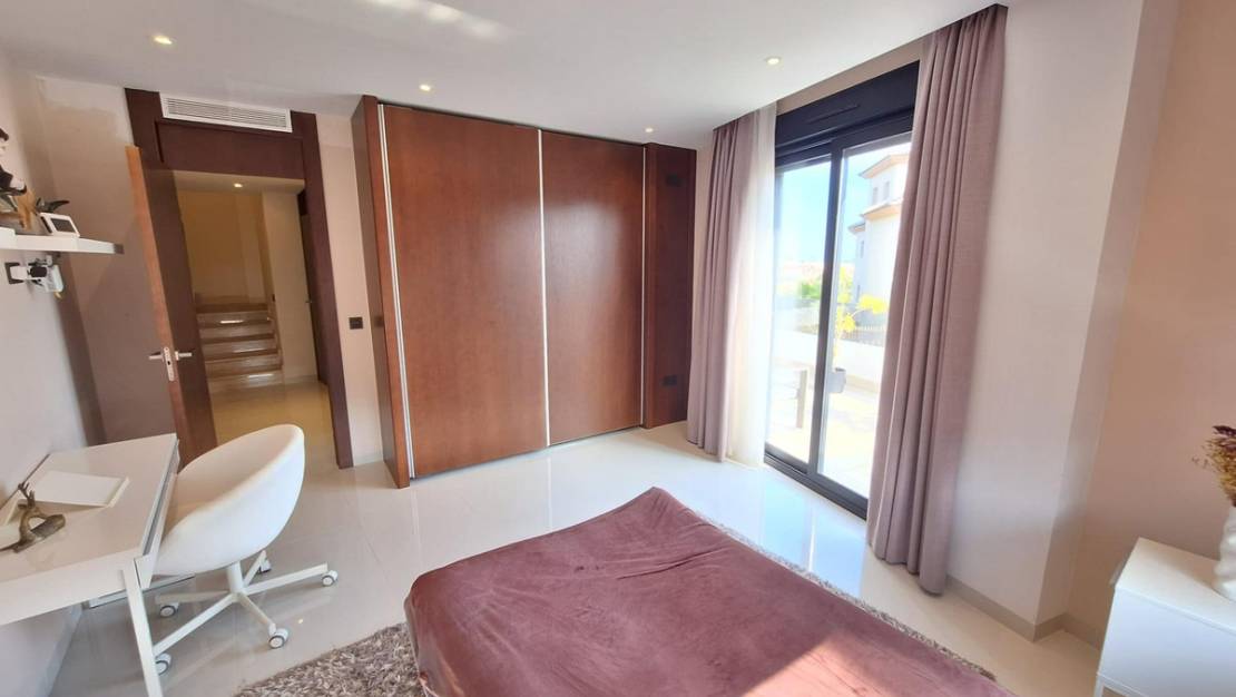 Sale - Villa - Orihuela - Orihuela Costa