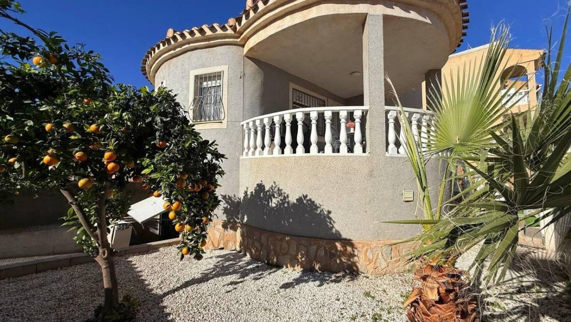 Sale - Villa - Orihuela - Orihuela Costa
