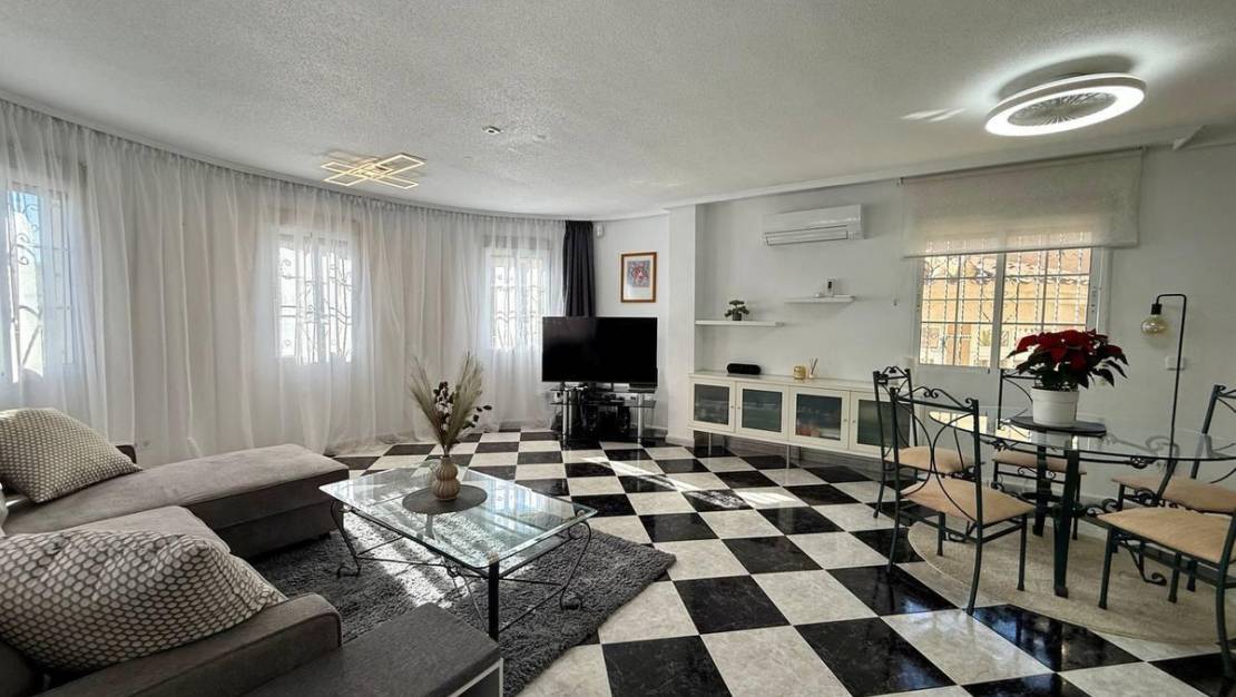 Sale - Villa - Orihuela - Orihuela Costa