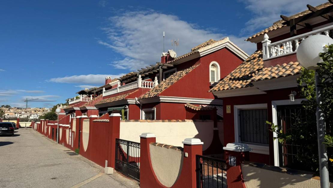 Sale - Villa - Orihuela - Orihuela Costa