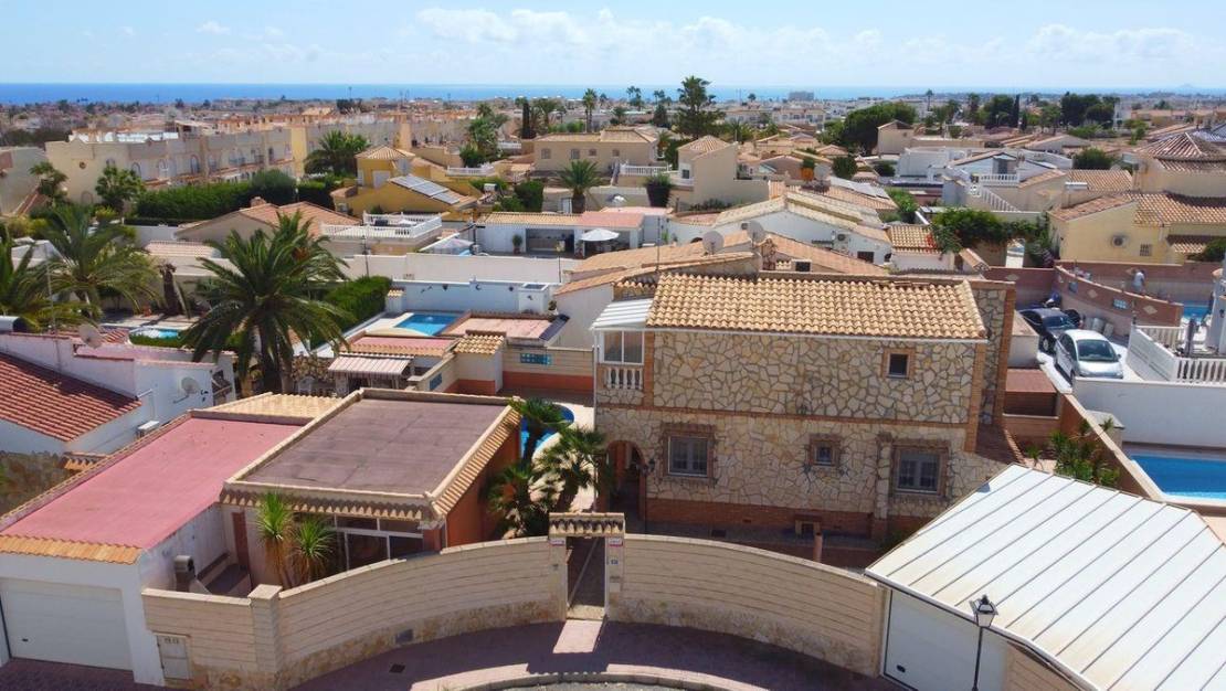 Sale - Villa - Orihuela - Orihuela Costa