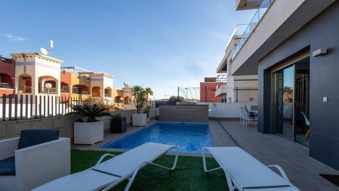 Sale - Villa - Orihuela - Orihuela Costa
