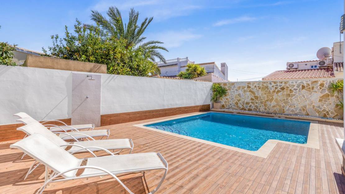 Sale - Villa - Orihuela - Orihuela Costa