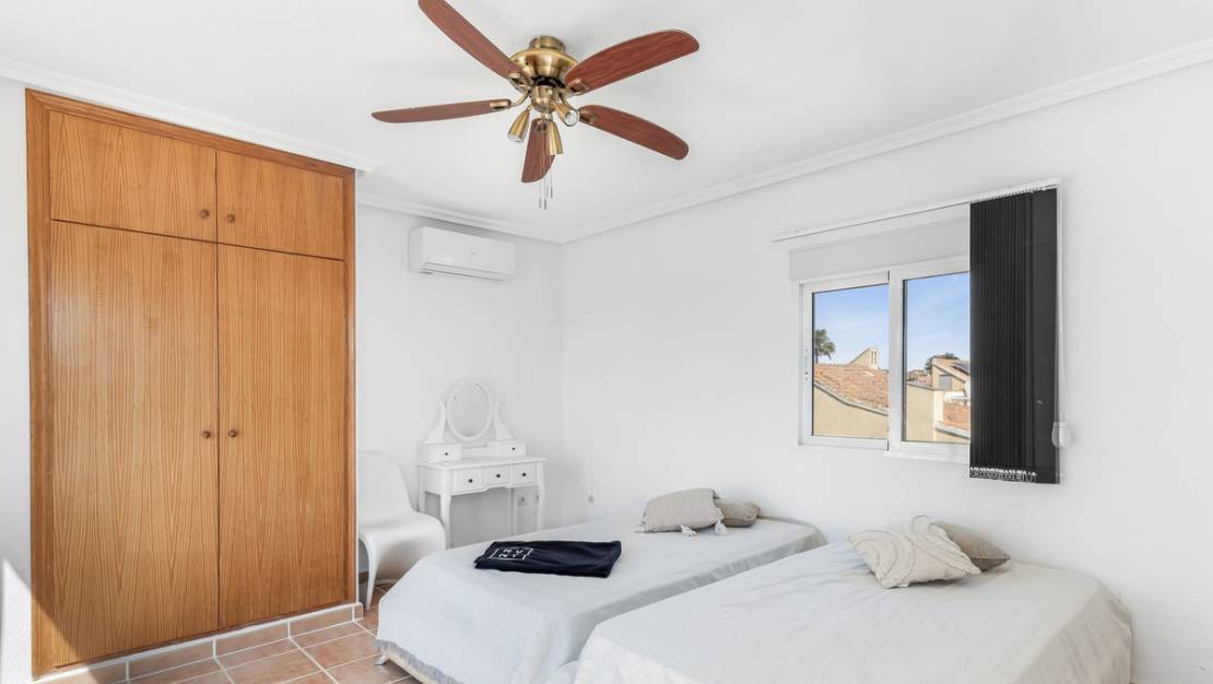 Sale - Villa - Orihuela - Orihuela Costa