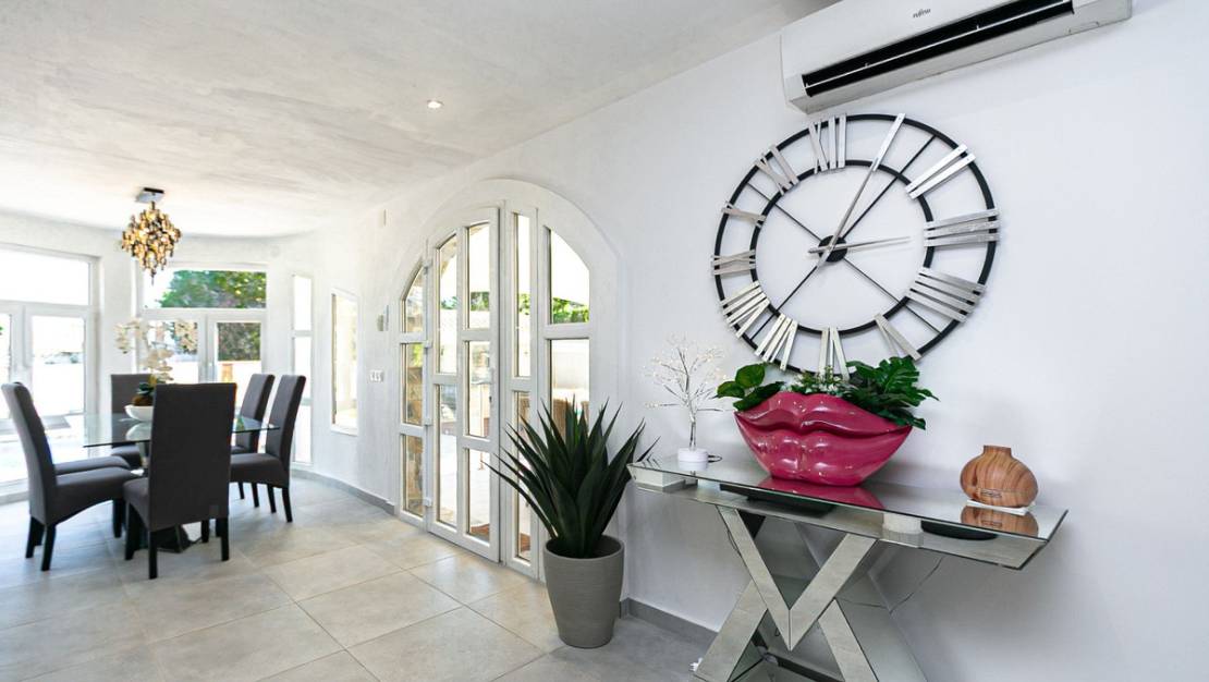 Sale - Villa - Orihuela - Orihuela Costa