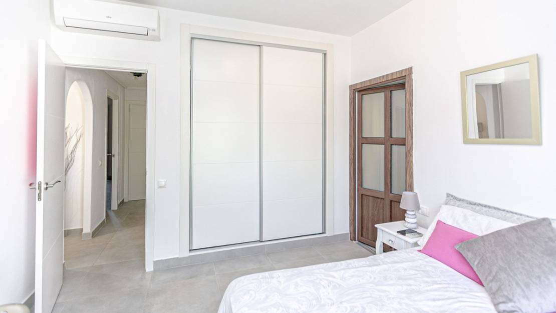 Sale - Villa - Orihuela - Orihuela Costa