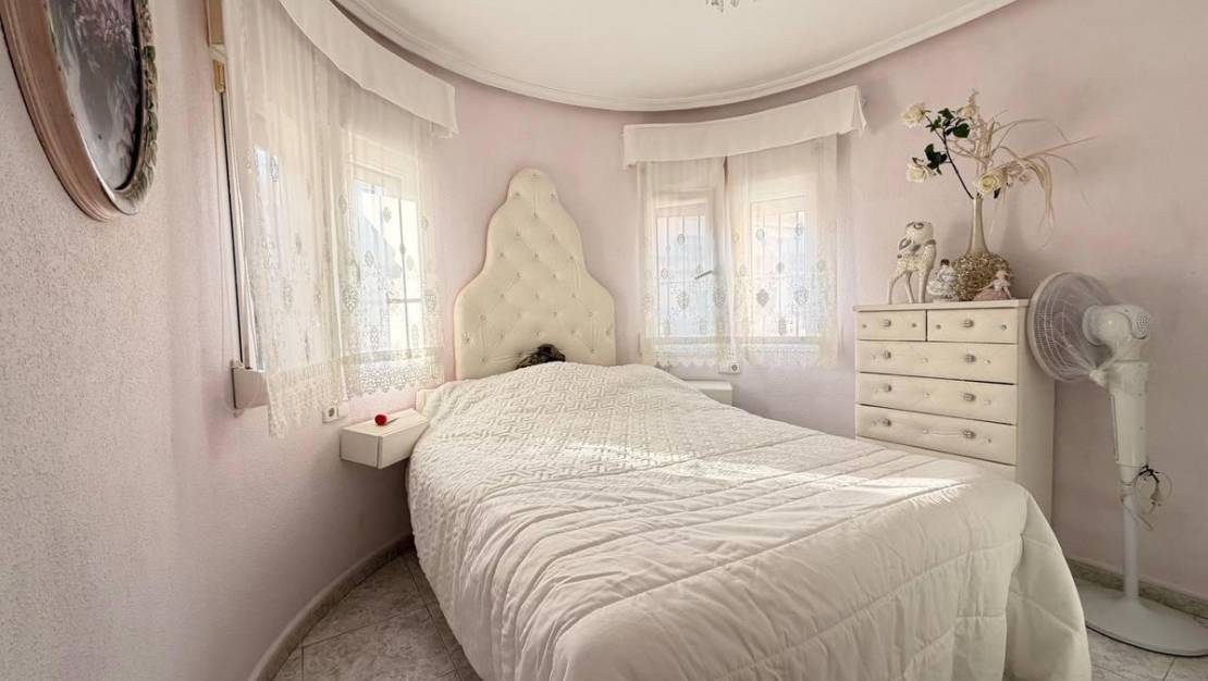 Sale - Villa - Orihuela - Orihuela Costa