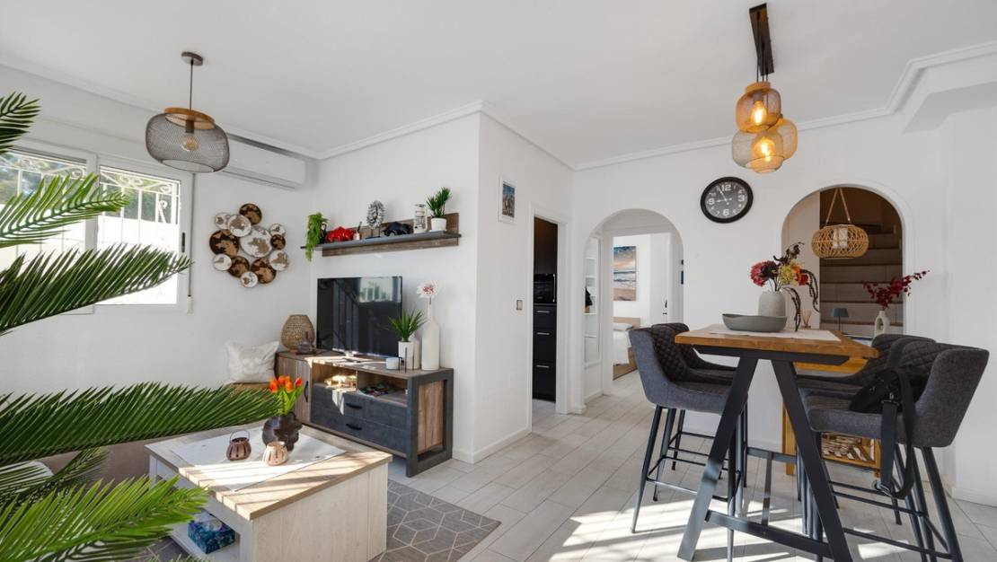 Sale - Villa - Orihuela - Orihuela Costa