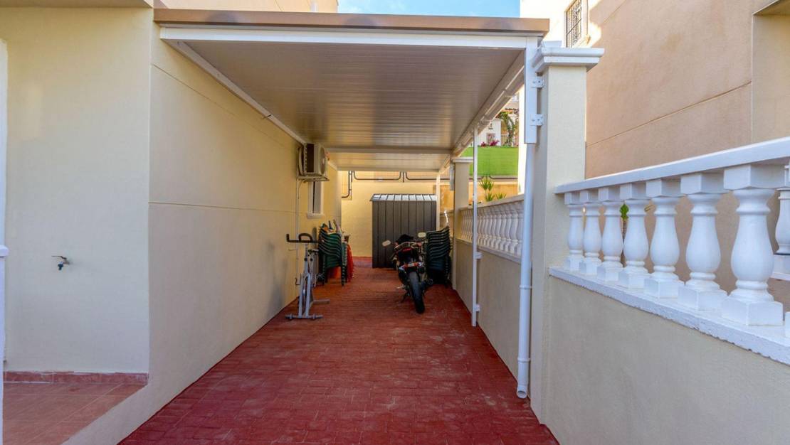 Sale - Villa - Orihuela - Orihuela Costa