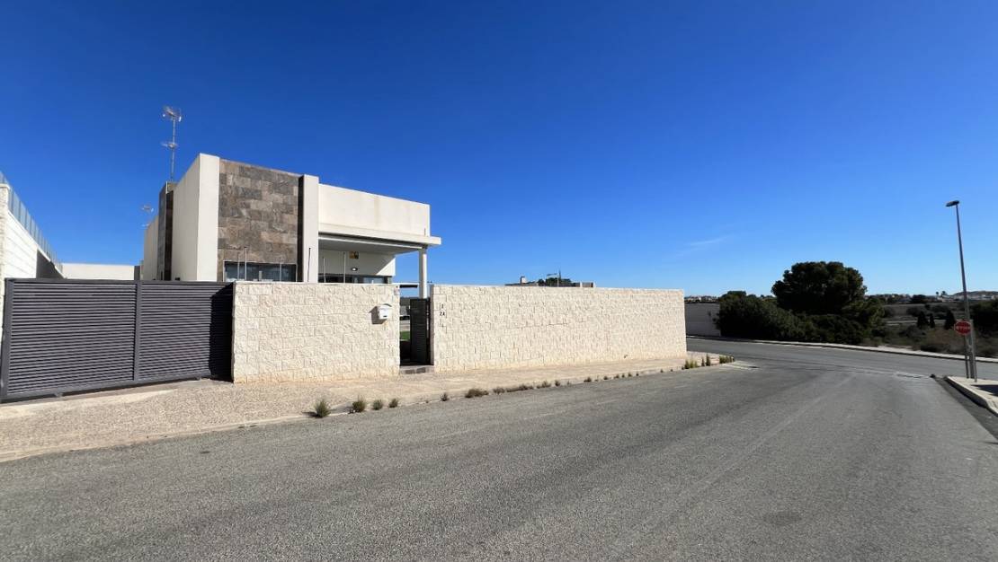 Sale - Villa - Orihuela - Orihuela Costa