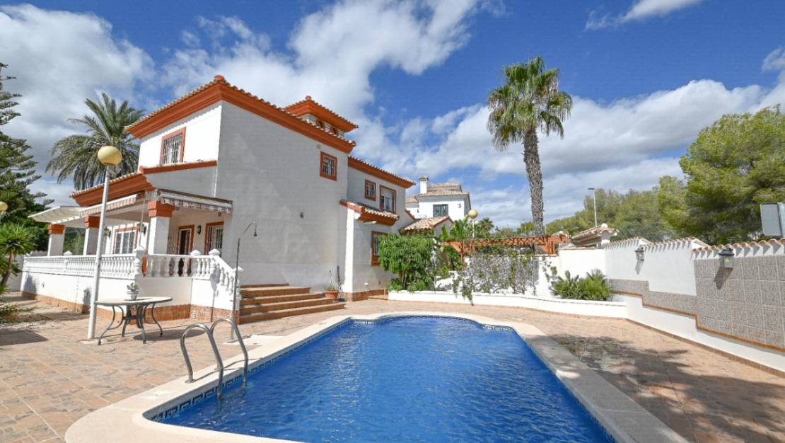 Sale - Villa - Orihuela - Orihuela Costa