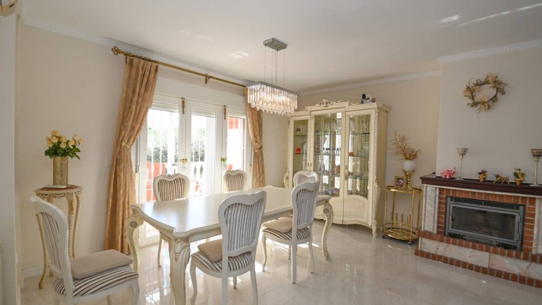 Sale - Villa - Orihuela - Orihuela Costa