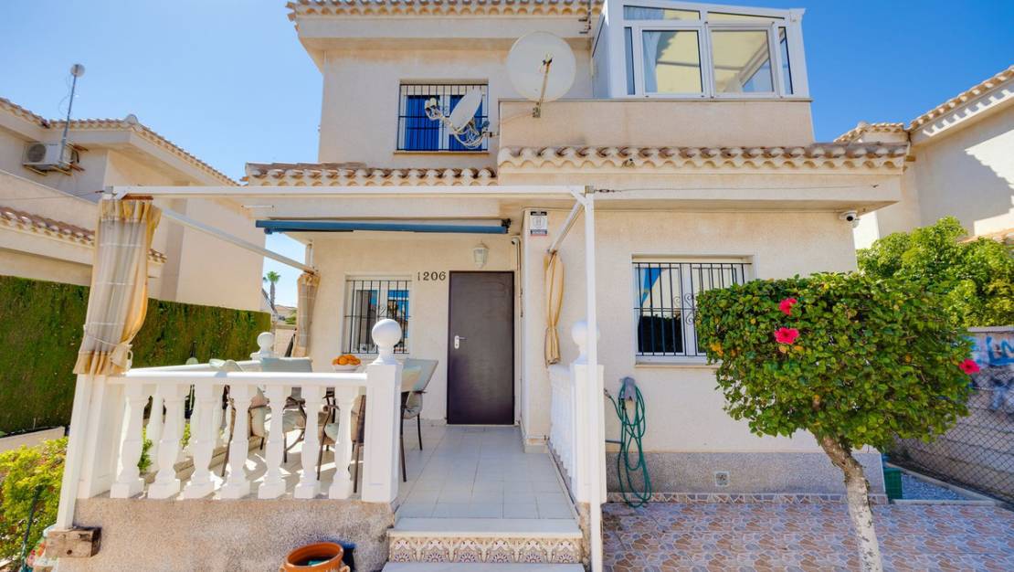 Sale - Villa - Orihuela - Orihuela Costa