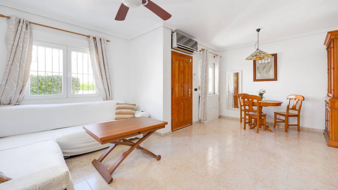 Sale - Villa - Orihuela - Orihuela Costa
