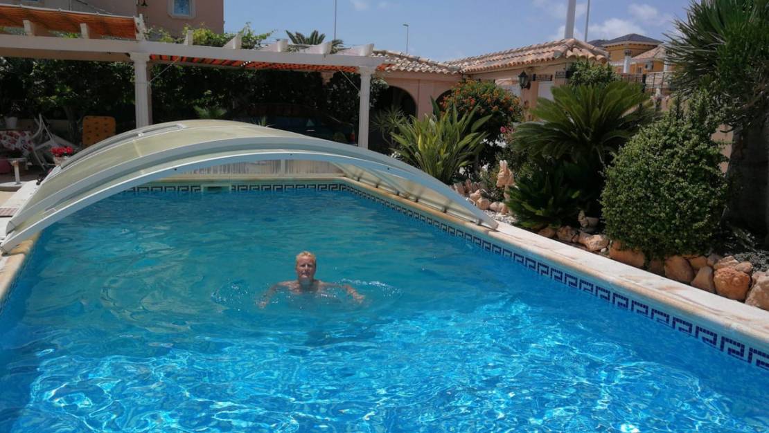 Sale - Villa - Orihuela - Orihuela Costa