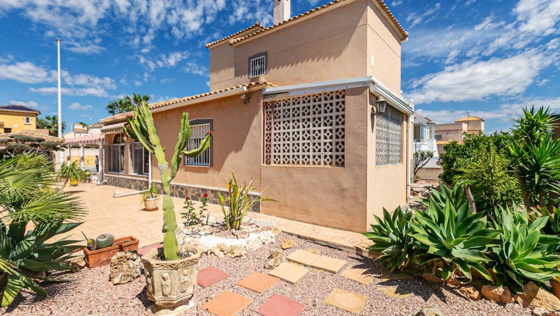 Sale - Villa - Orihuela - Orihuela Costa