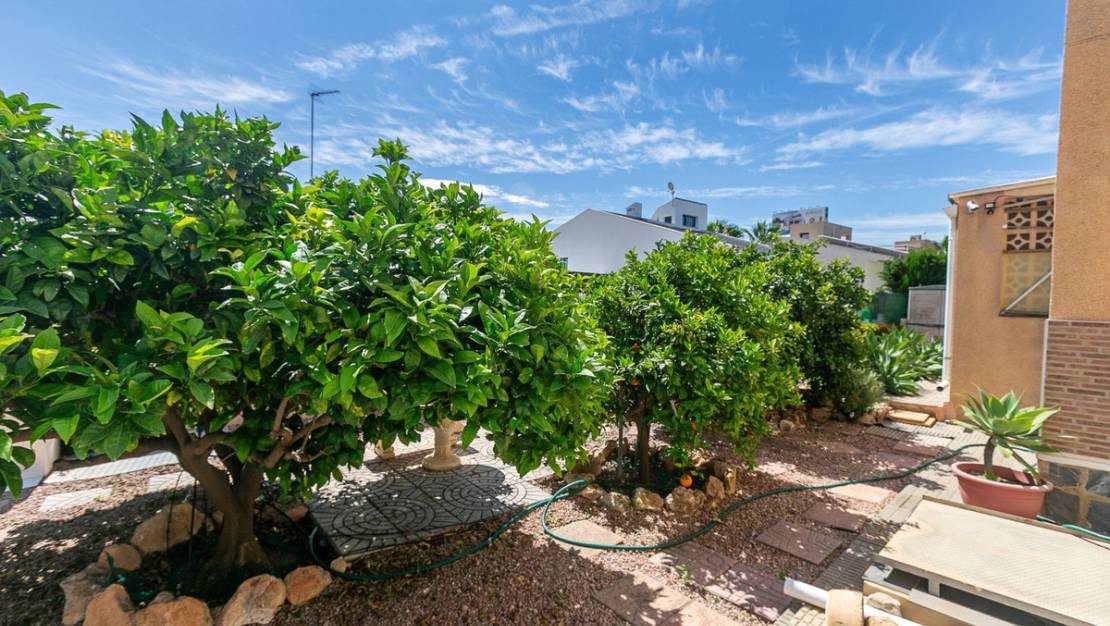 Sale - Villa - Orihuela - Orihuela Costa