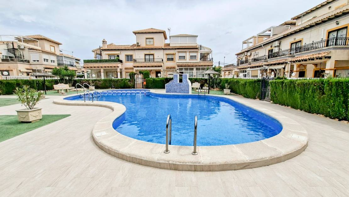Sale - Villa - Orihuela - Orihuela Costa